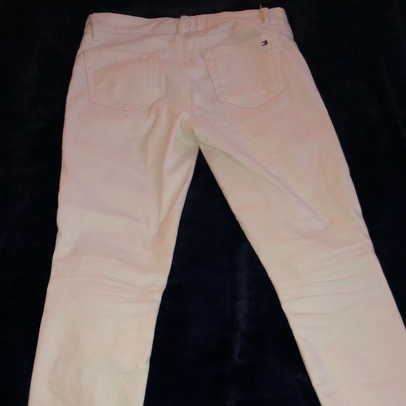 TOMMY HILFIGER WHITE JEANS - Picture 3 of 6
